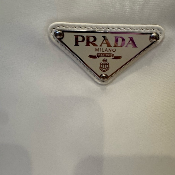 100% Authentic Prada White Clutch Bag with Strap - Picture 2 of 12